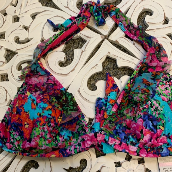 Kenneth Cole Reaction Other - Kenneth Cole Reaction Multi Color Printed Ruffled Halter Bikini Top D Cup NWT